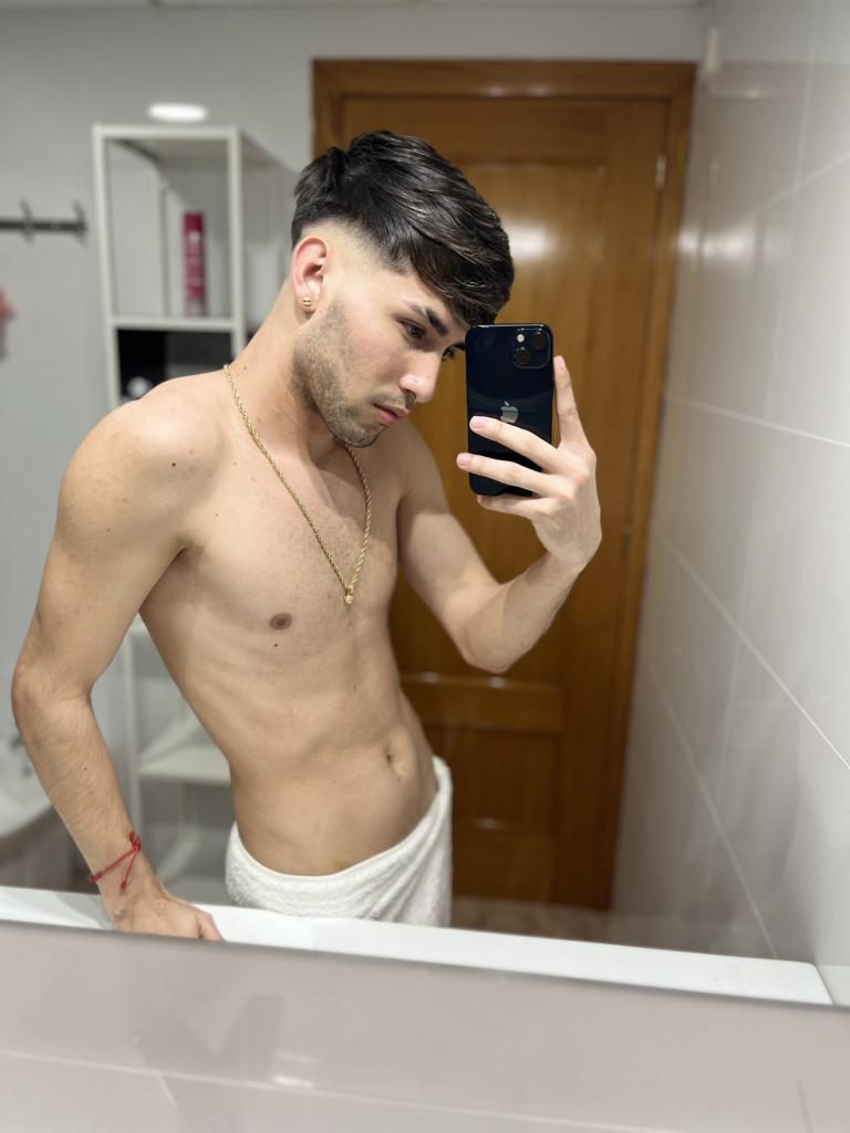 Chico busca chica en Ibiza: 