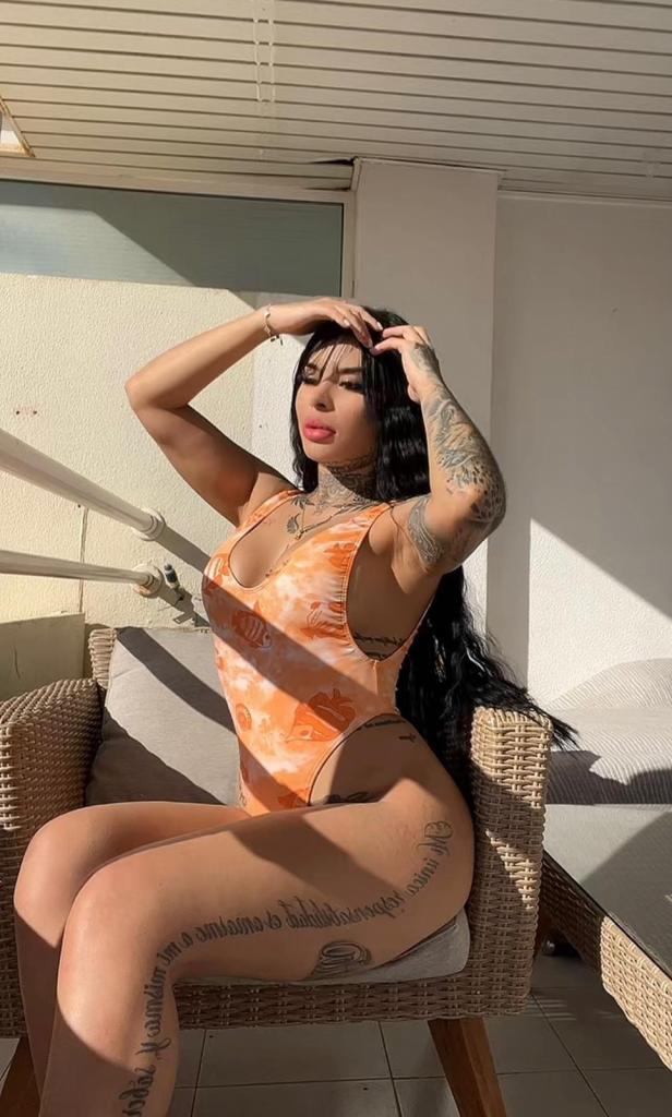 658632112: Chica busca chico en Ibiza