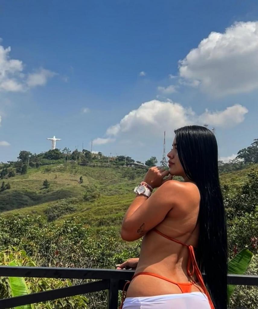 Chica busca chico en Cádiz: 