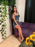 647315397: Chica busca chico en Madrid