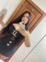 641318371: Chica busca chico en Sevilla