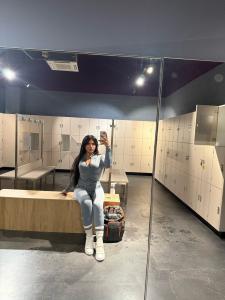 667309367: Transexual en Cádiz