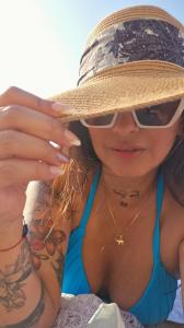 672090272: Chica busca chico en Gerona