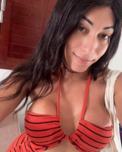 674991154: Travesti en León