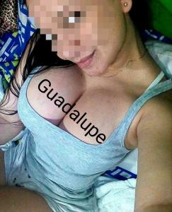 631889392: Chica busca chico en León