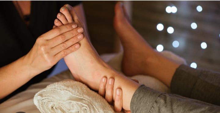 641985754: Chica busca chico en Cuenca