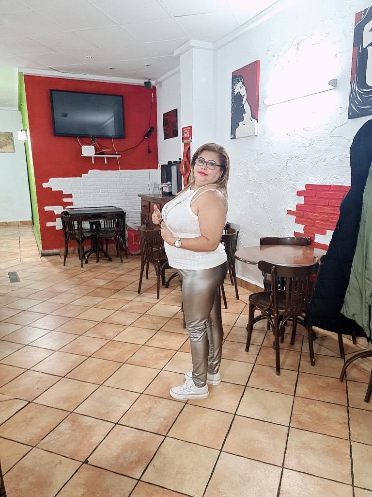 612539667: Chica busca chico en Valencia
