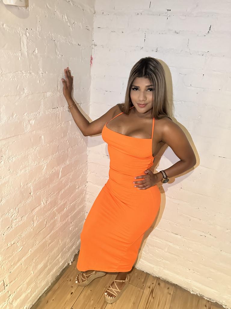 Chica busca chico en Almería: 