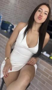 651621908: Chica busca chico en Barcelona