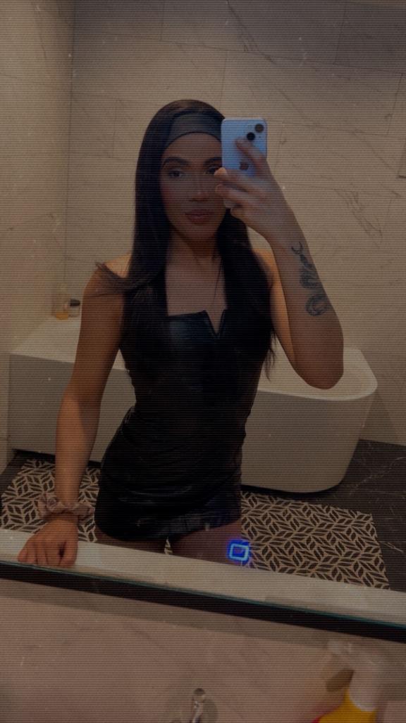 666322082: Transexual en Barcelona