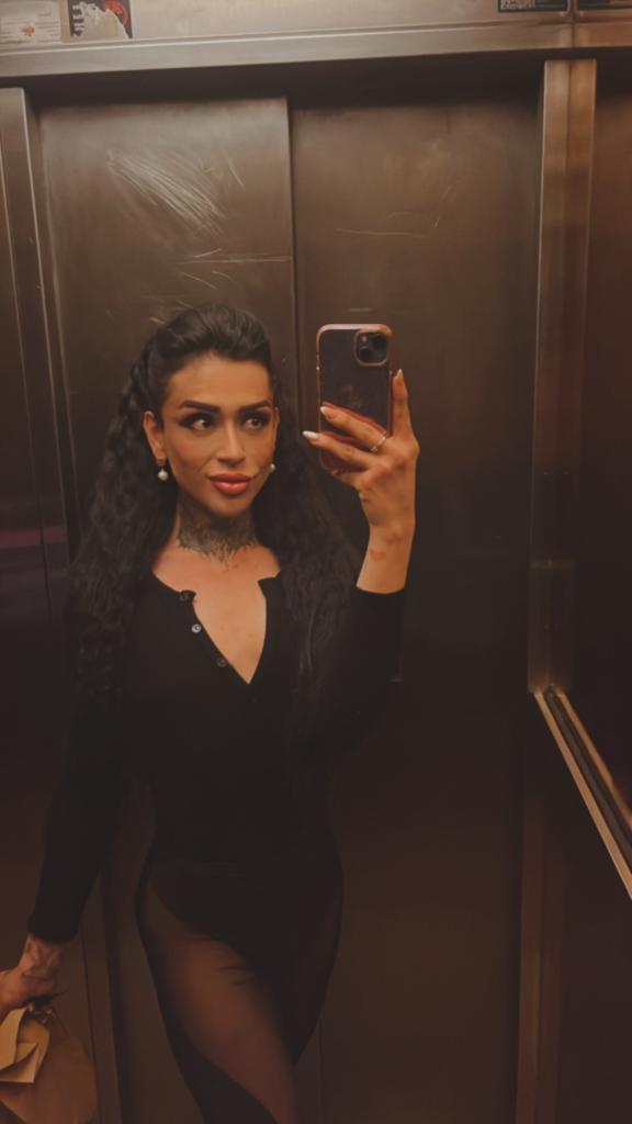 613205919: Transexual en Barcelona