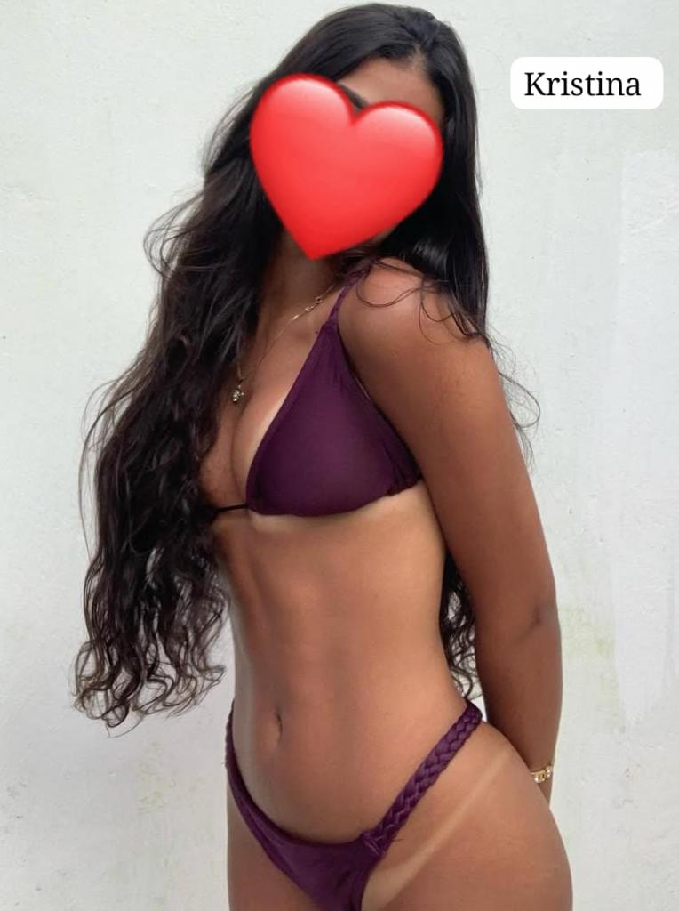 626971483: Chica busca chico en Huelva