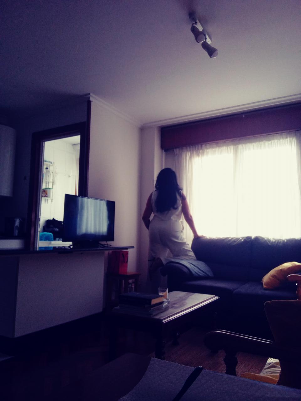 611166113: Chica busca chico en La Coruña