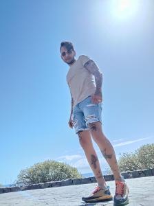 643676443: Chico busca chica en Gerona