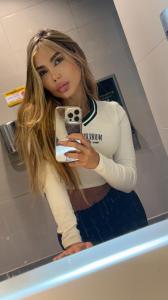 610393205: Chica busca chico en Mallorca