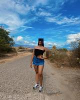 675642421: Chica busca chico en Cádiz