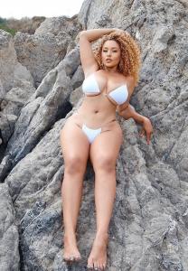 677263166: Chica busca chico en Mallorca