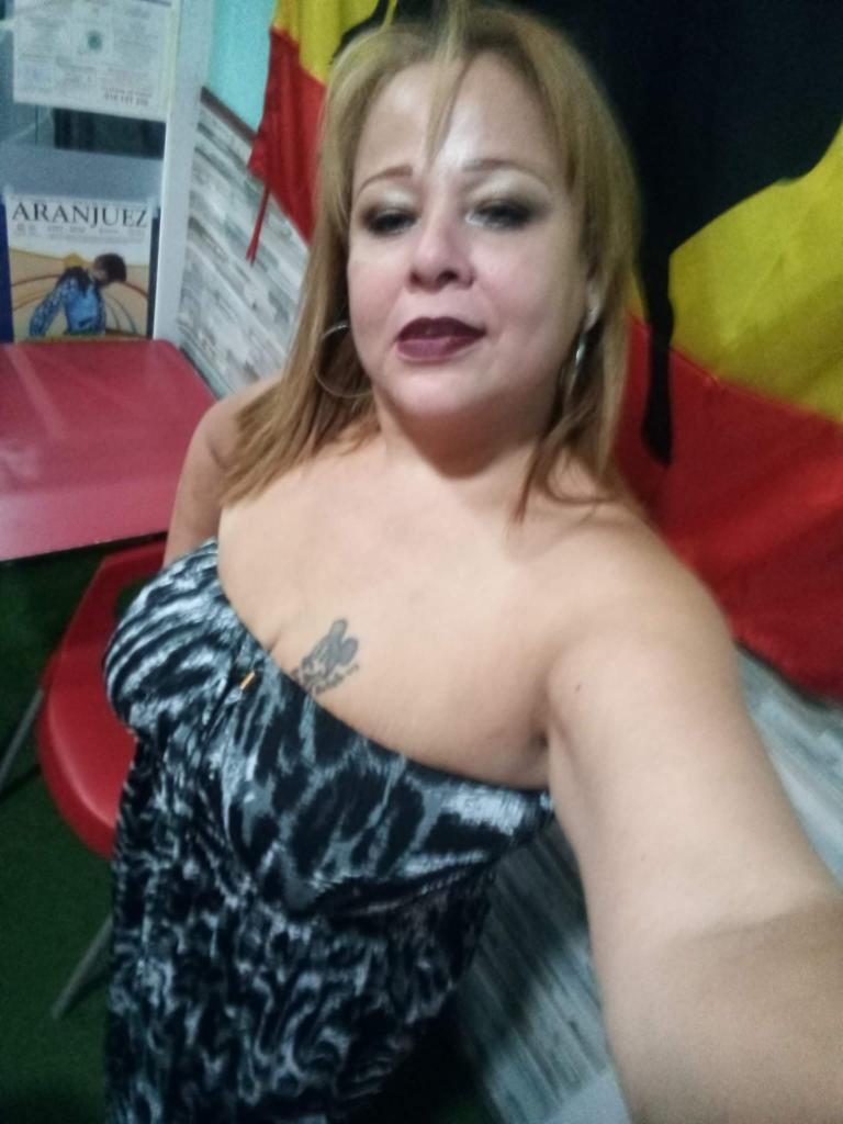 Chica busca chico en Valencia: 