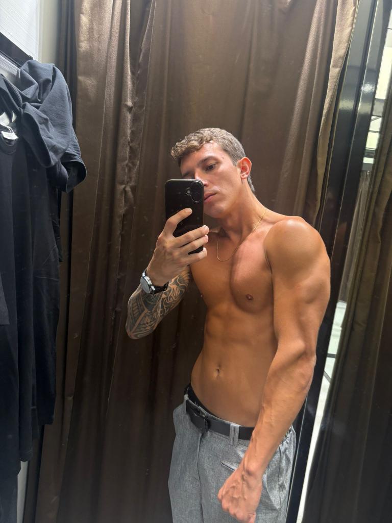 657792755: Chico busca chica en Málaga