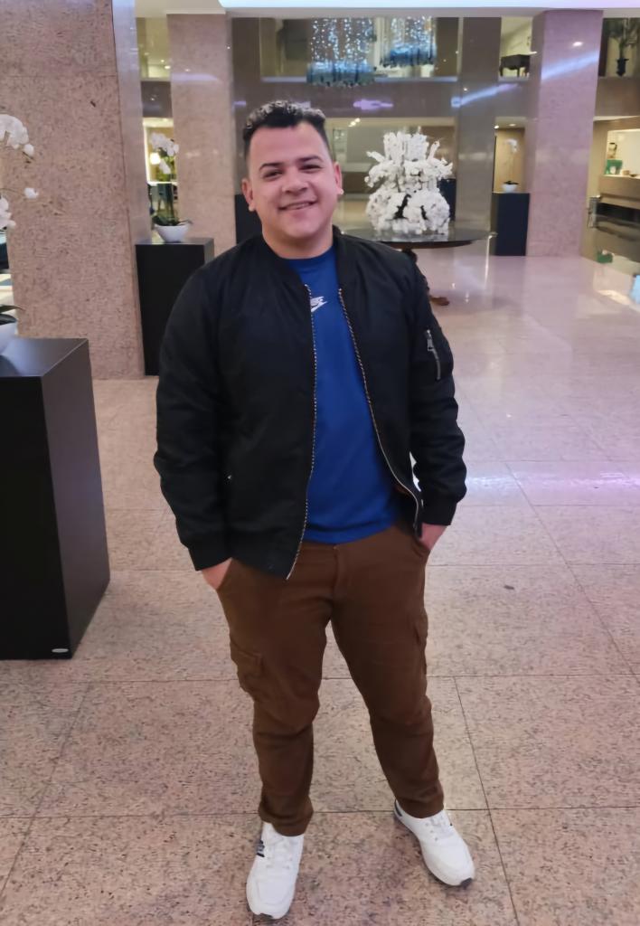 Chico busca chica en León: 