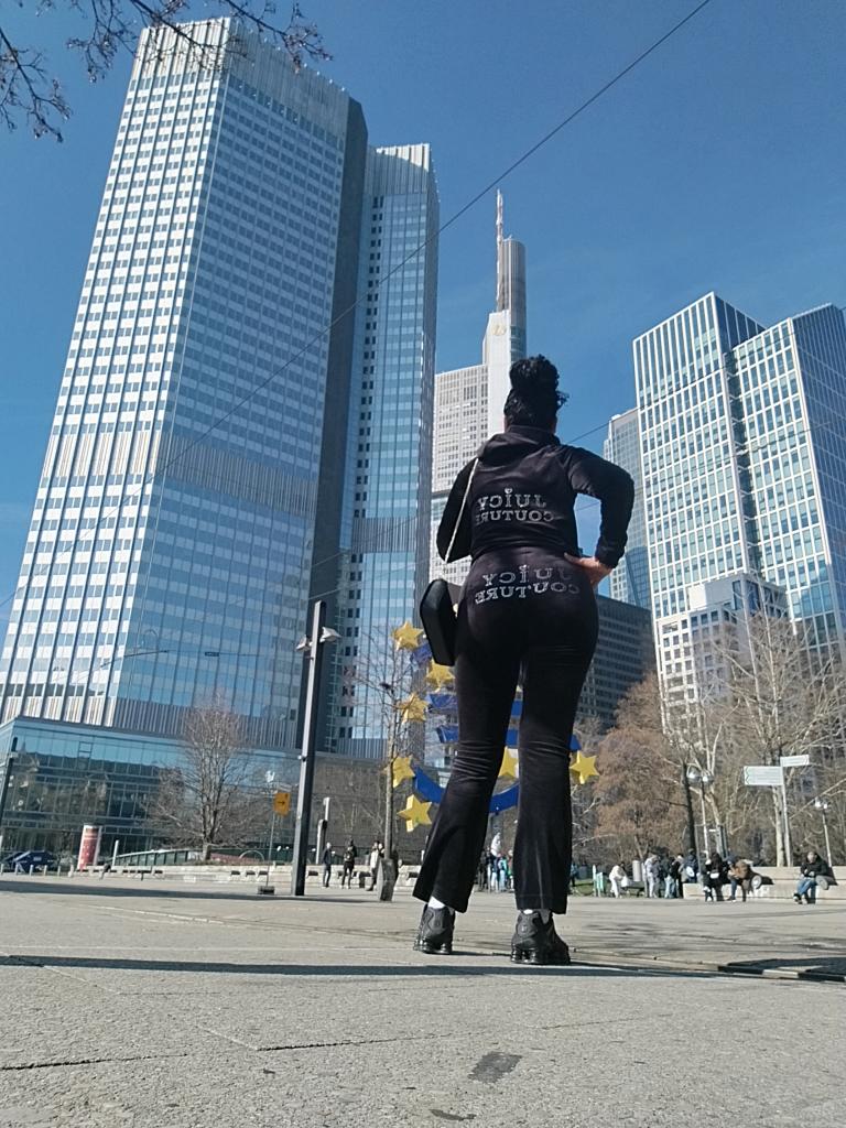 Chica busca chico en Murcia: 