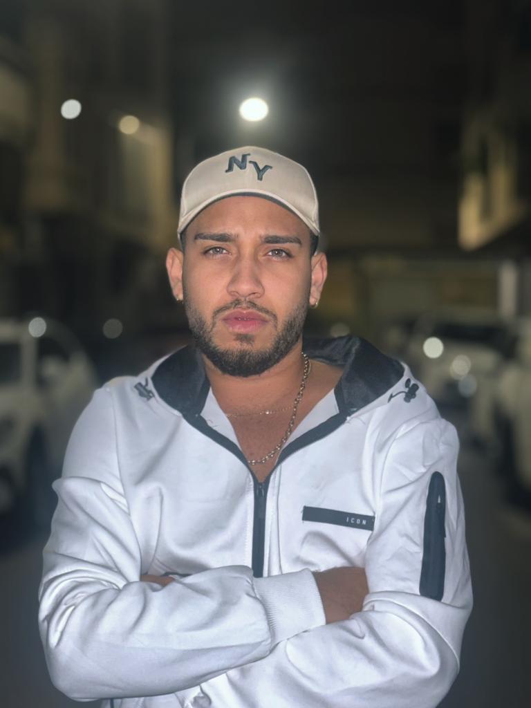 Chico busca chica en Mallorca: 