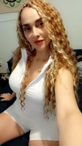 647992899: Chica busca chico en Barcelona