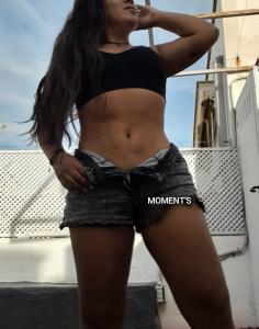 613496426: Chica busca chico en Barcelona