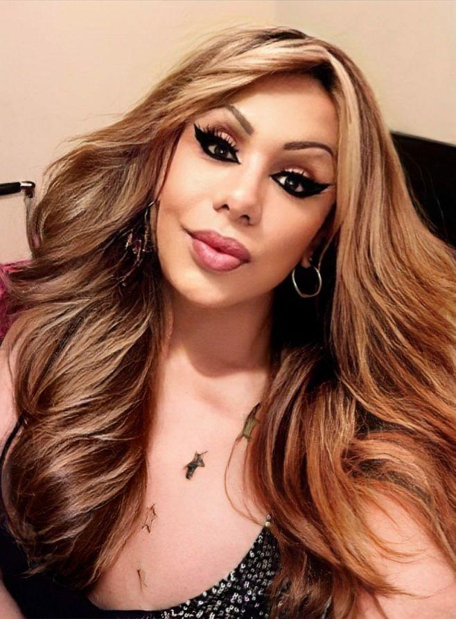 613478206: Travesti en Sevilla