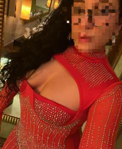 604331724: Chica busca chico en Madrid