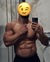 637908522: Chico busca chica en Málaga