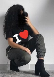 632904153: Chica busca chico en La Coruña