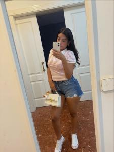 649401084: Chica busca chico en Sevilla