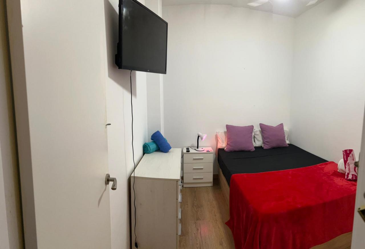 671887671:  en Barcelona