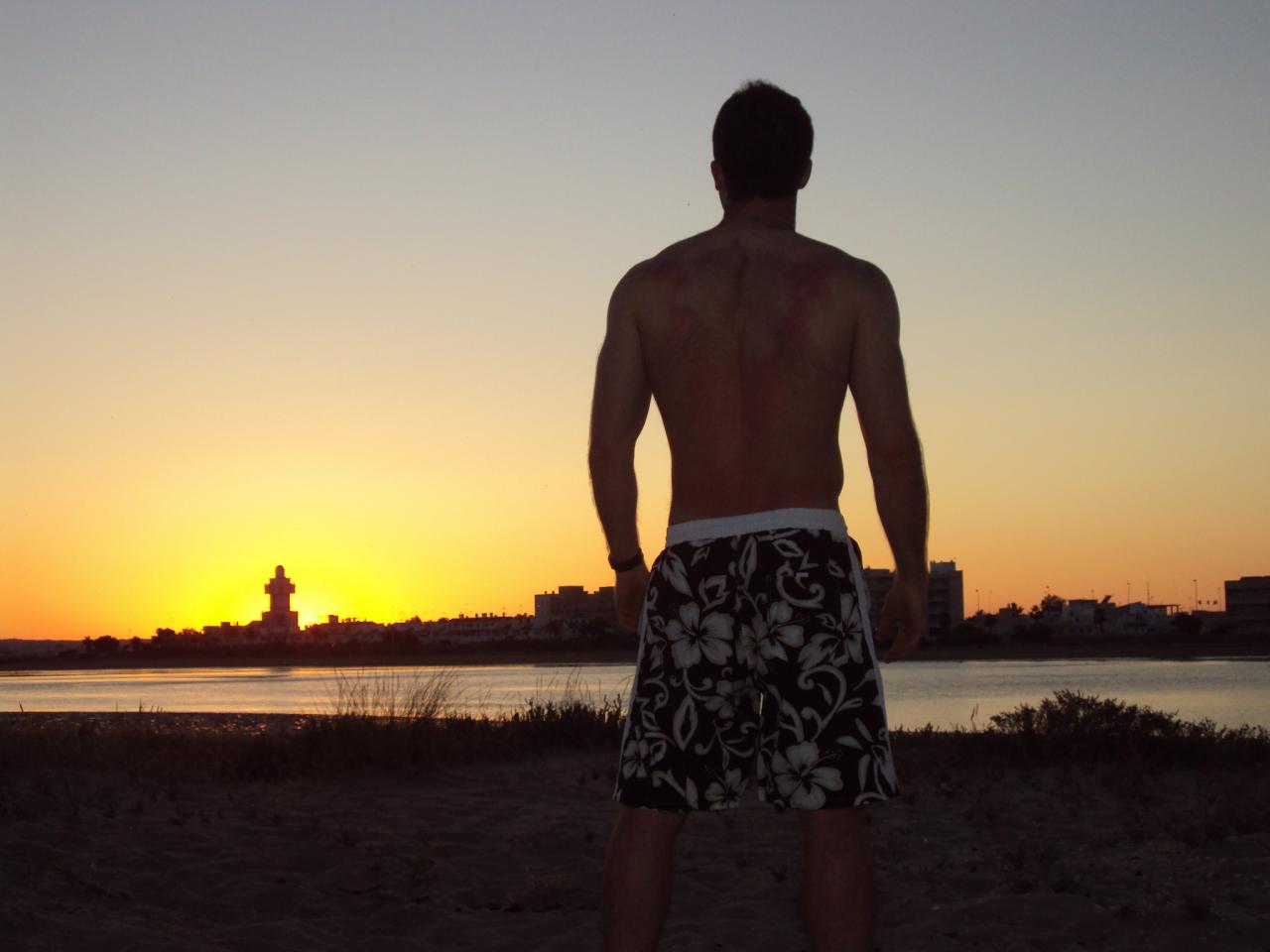 Chico busca chica en Sevilla: 