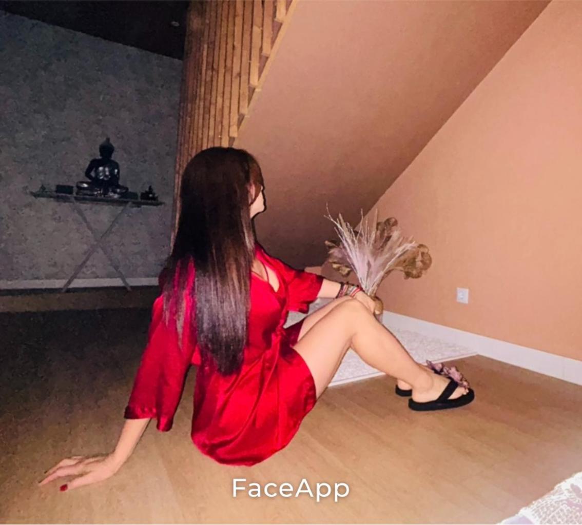 Chica busca chico en La Coruña: Chica busca chico