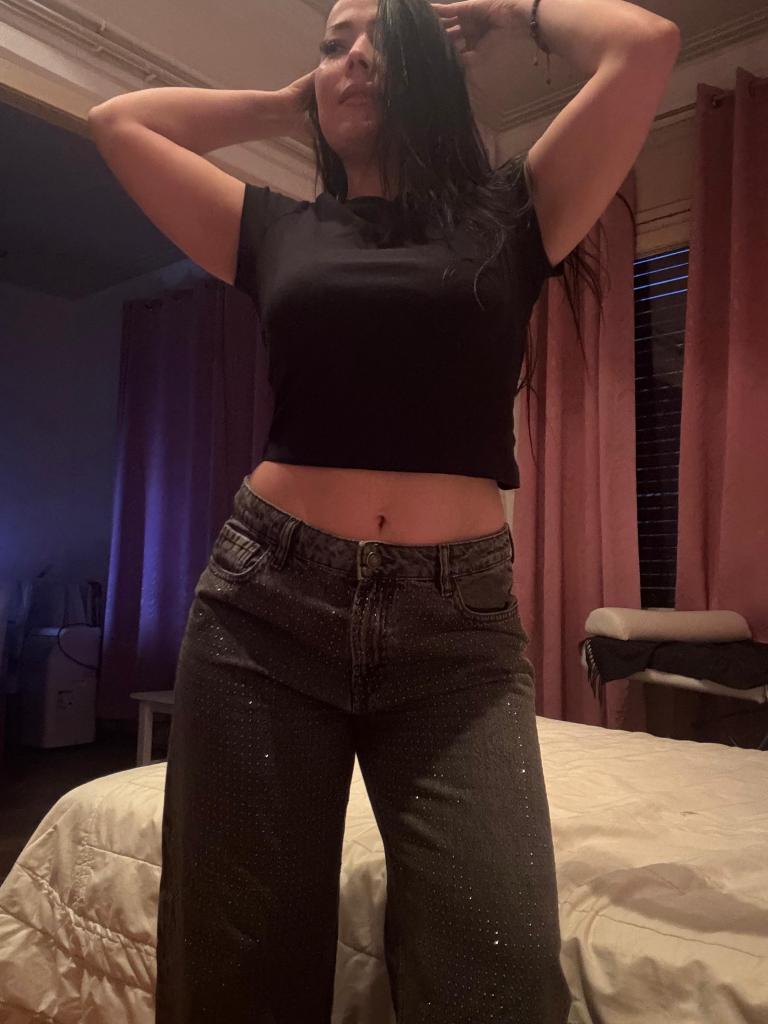 612435995: Chica busca chico en Barcelona