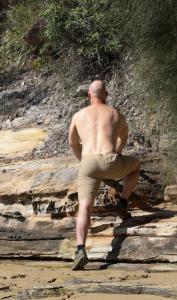 613712449: Chica busca chico en Cantabria