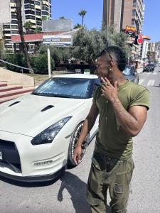 653170390: Chico busca chica en Madrid