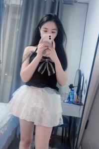 643943266: Chica busca chico en Barcelona