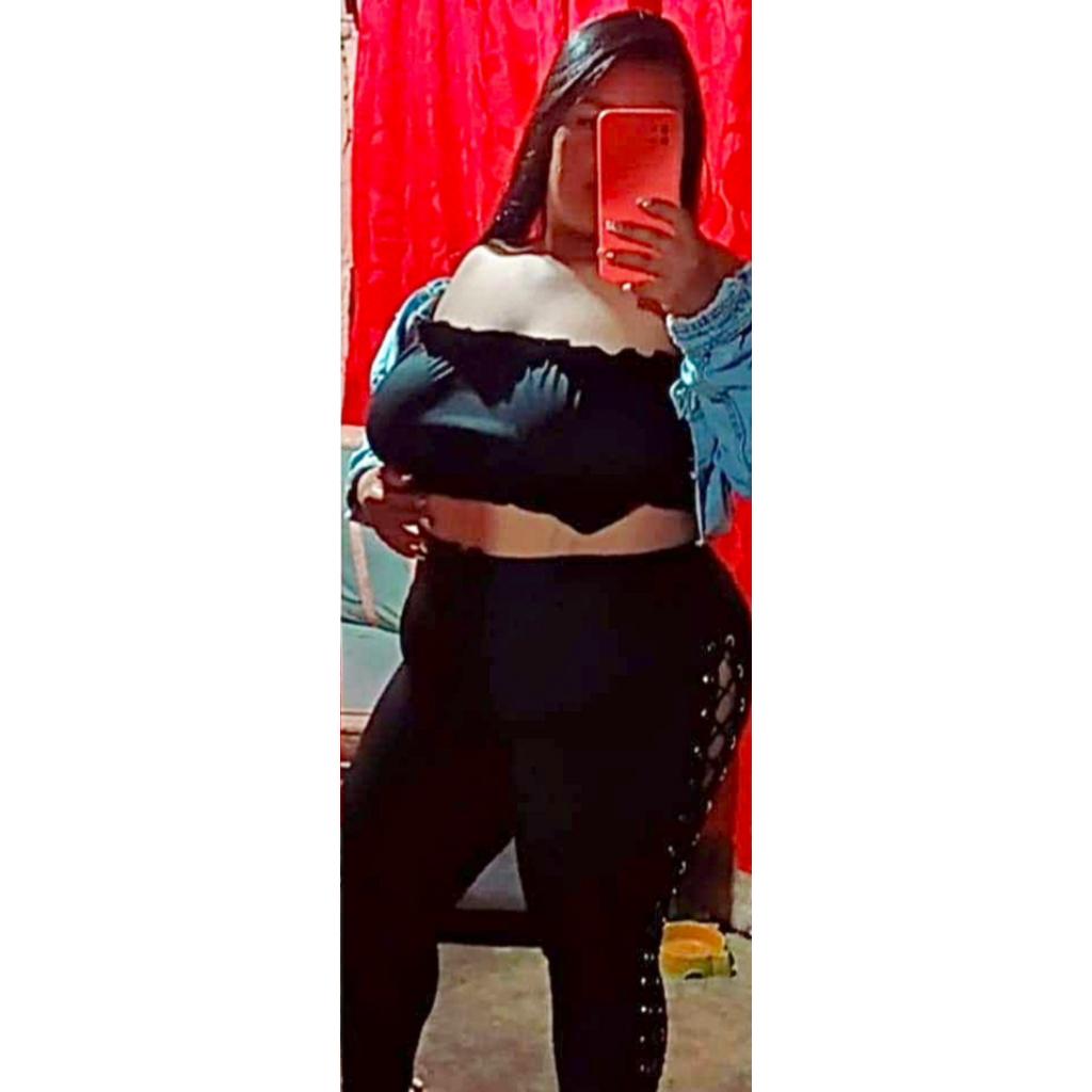 604275569: Chica busca chico en Segovia