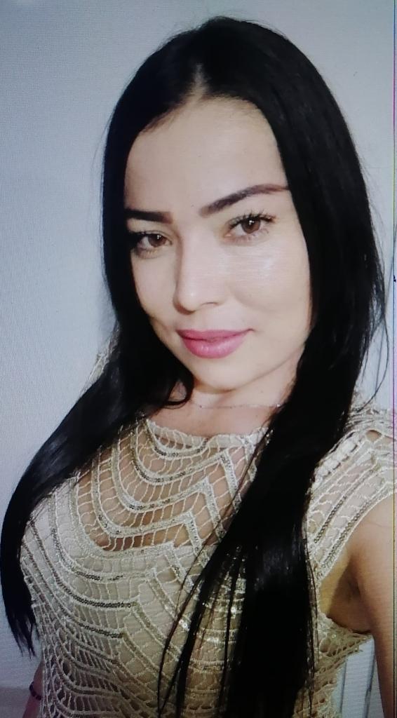 612435995: Chica busca chico en Barcelona