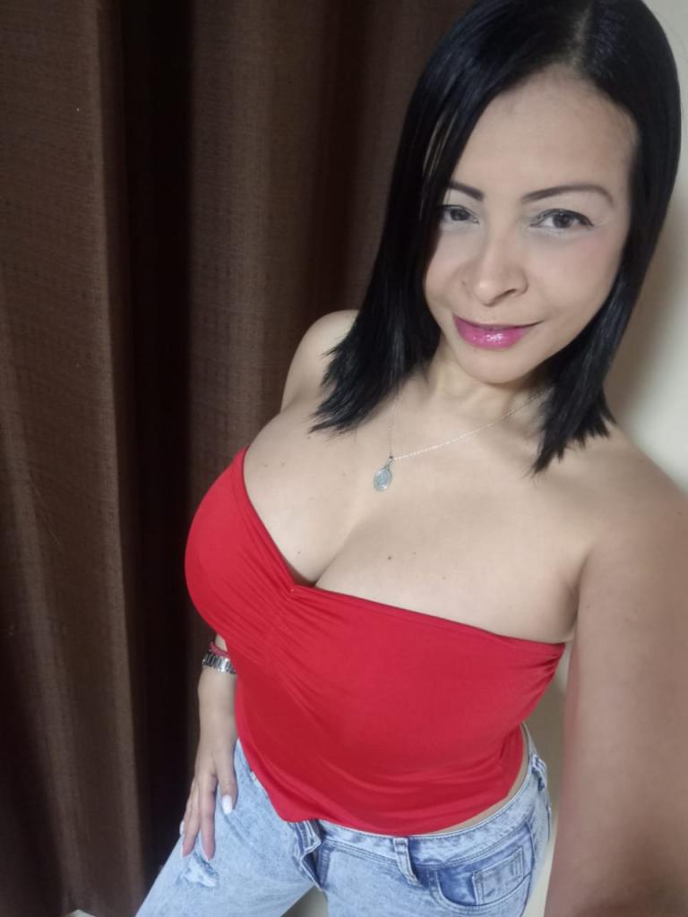 600666308: Chica busca chico en Madrid
