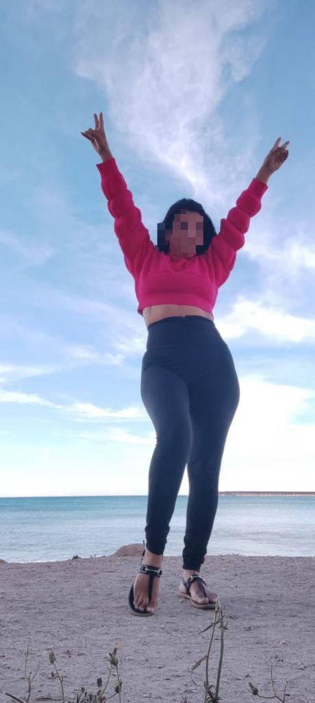 607010965: Chica busca chico en Valencia