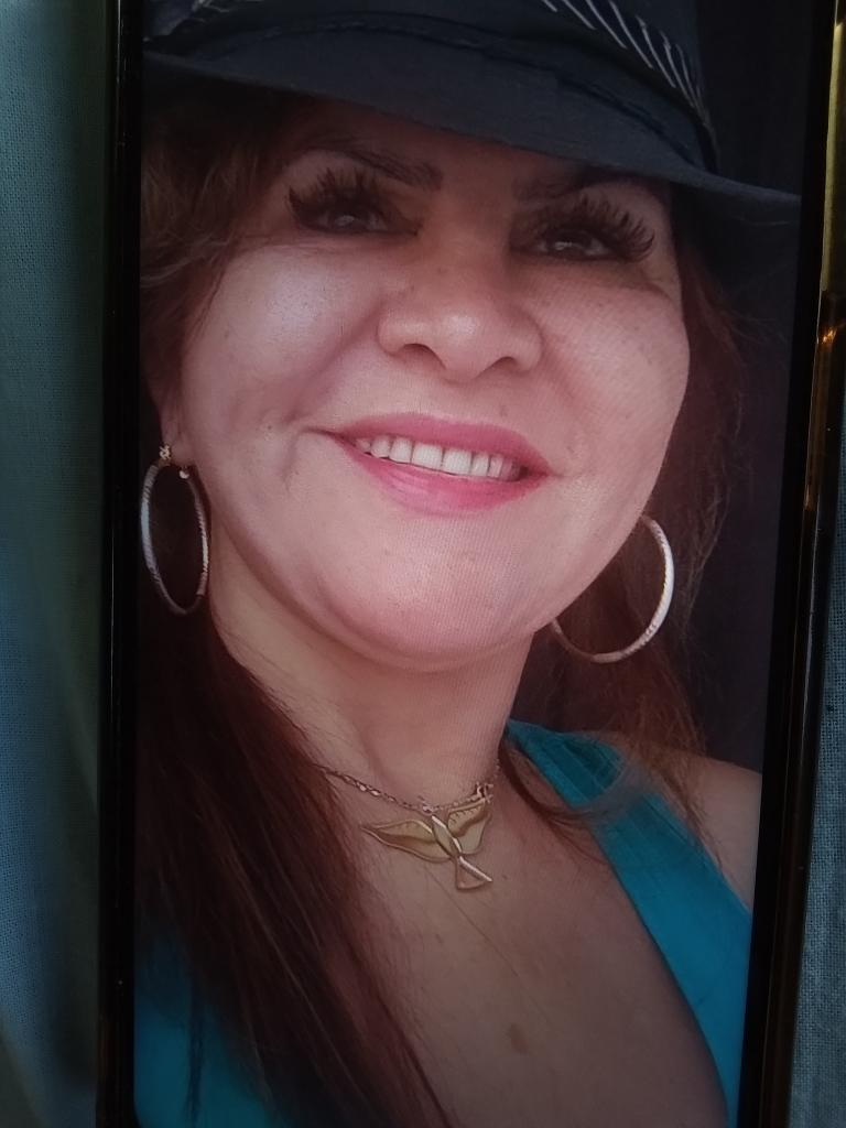 642828568: Chica busca chico en Ibiza