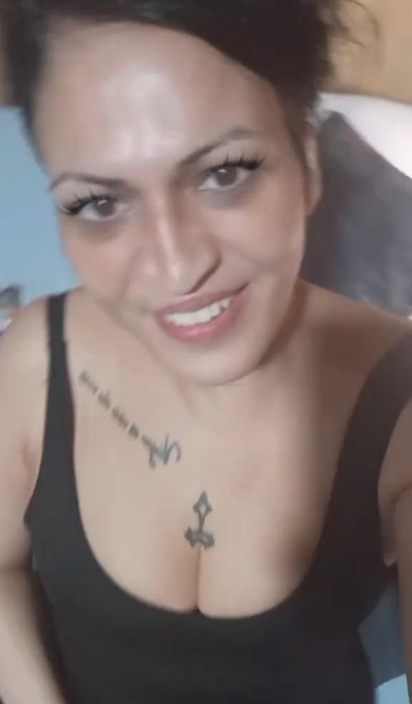 Chica busca chico en Tenerife: 