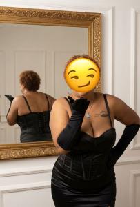 641923356: Chica busca chico en Madrid