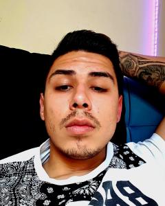 658097805: Chico busca chica en Madrid