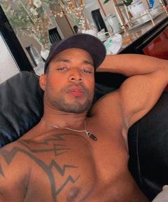 Chico busca chica en Guipúzcoa: 