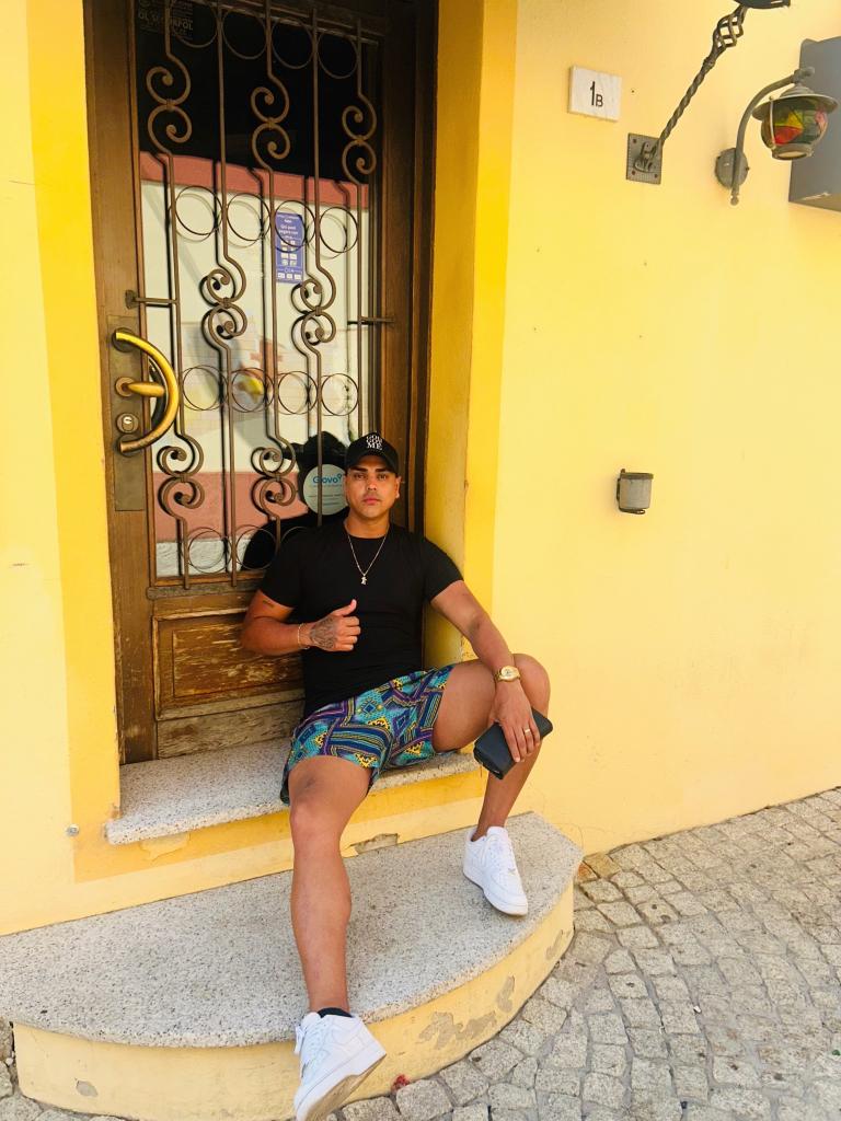 Chico busca chica en Burgos: 